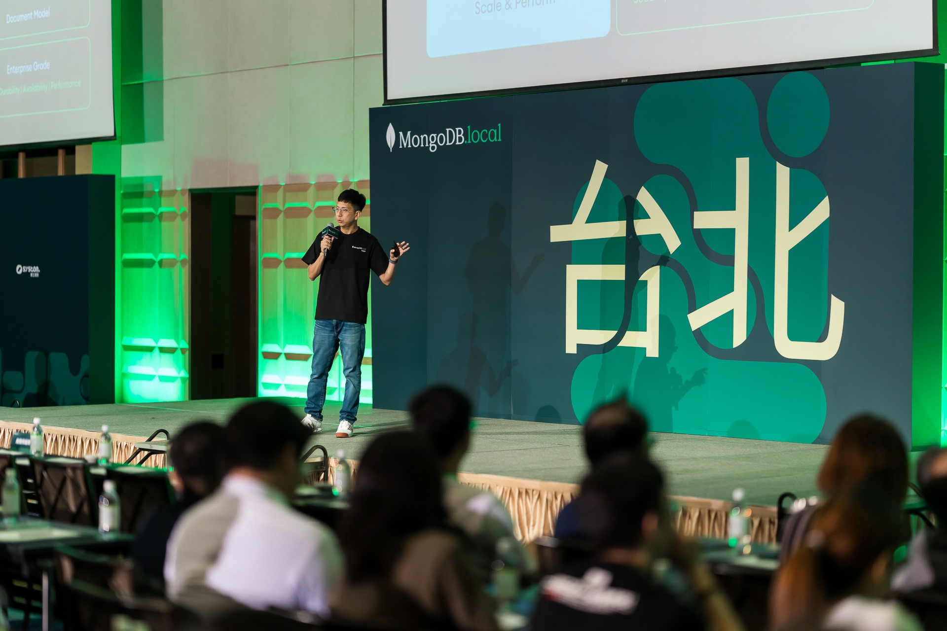 [雲端攝影]MongoDB.local 2025台北場-最專業的團隊完成每場完美活動攝影，拍的不只好更要快! #