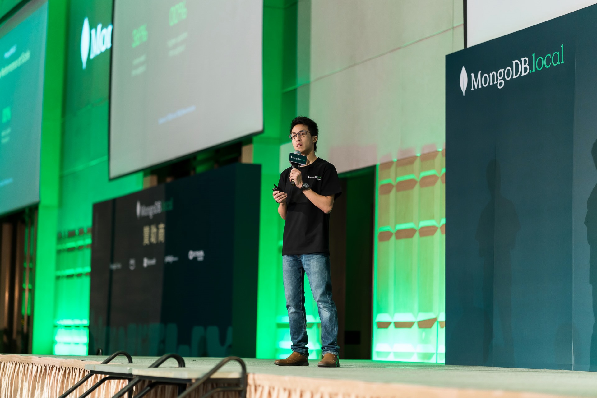 [雲端攝影]MongoDB.local 2025台北場-最專業的團隊完成每場完美活動攝影，拍的不只好更要快! #