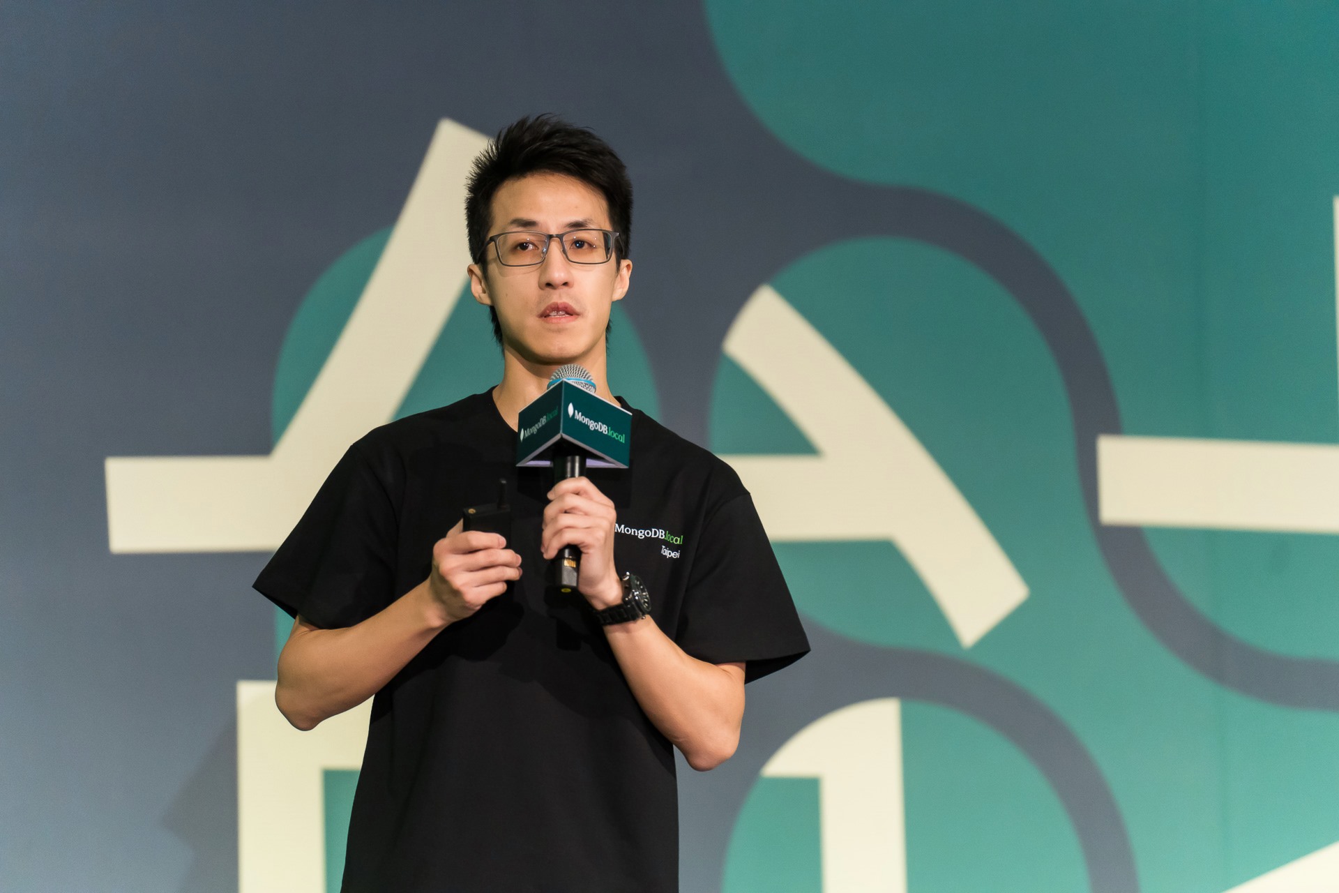 [雲端攝影]MongoDB.local 2025台北場-最專業的團隊完成每場完美活動攝影，拍的不只好更要快! #