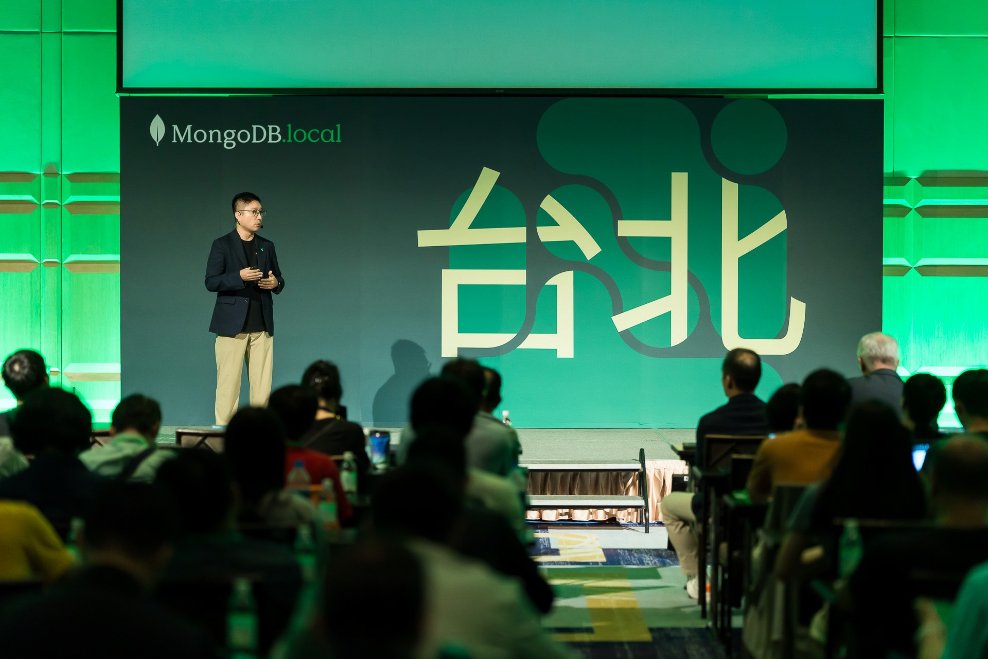 [雲端攝影]MongoDB.local 2025台北場-最專業的團隊完成每場完美活動攝影，拍的不只好更要快! #