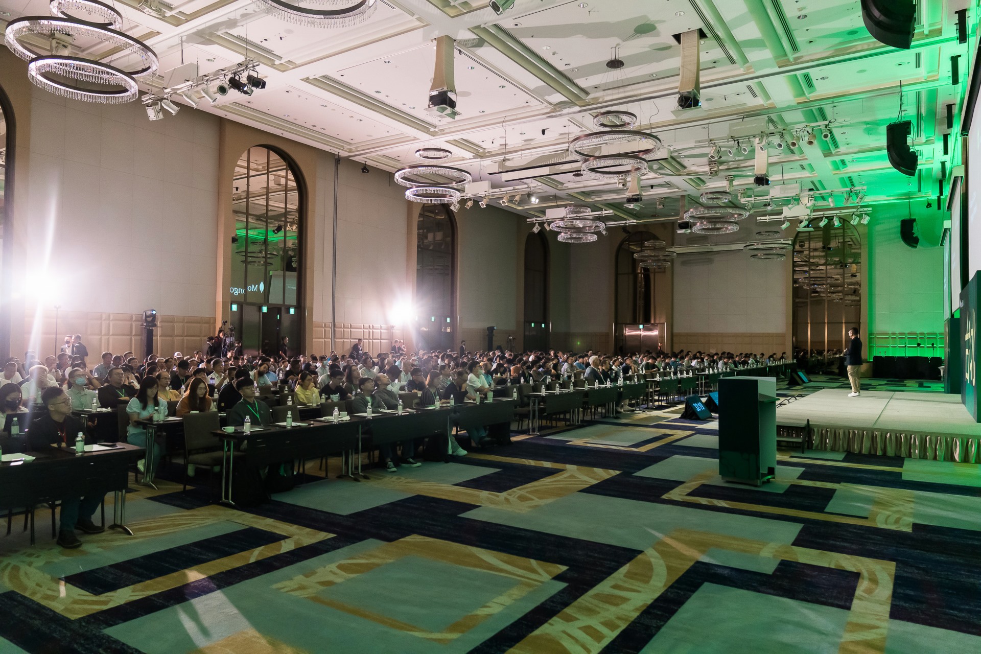 [雲端攝影]MongoDB.local 2025台北場-最專業的團隊完成每場完美活動攝影，拍的不只好更要快! #