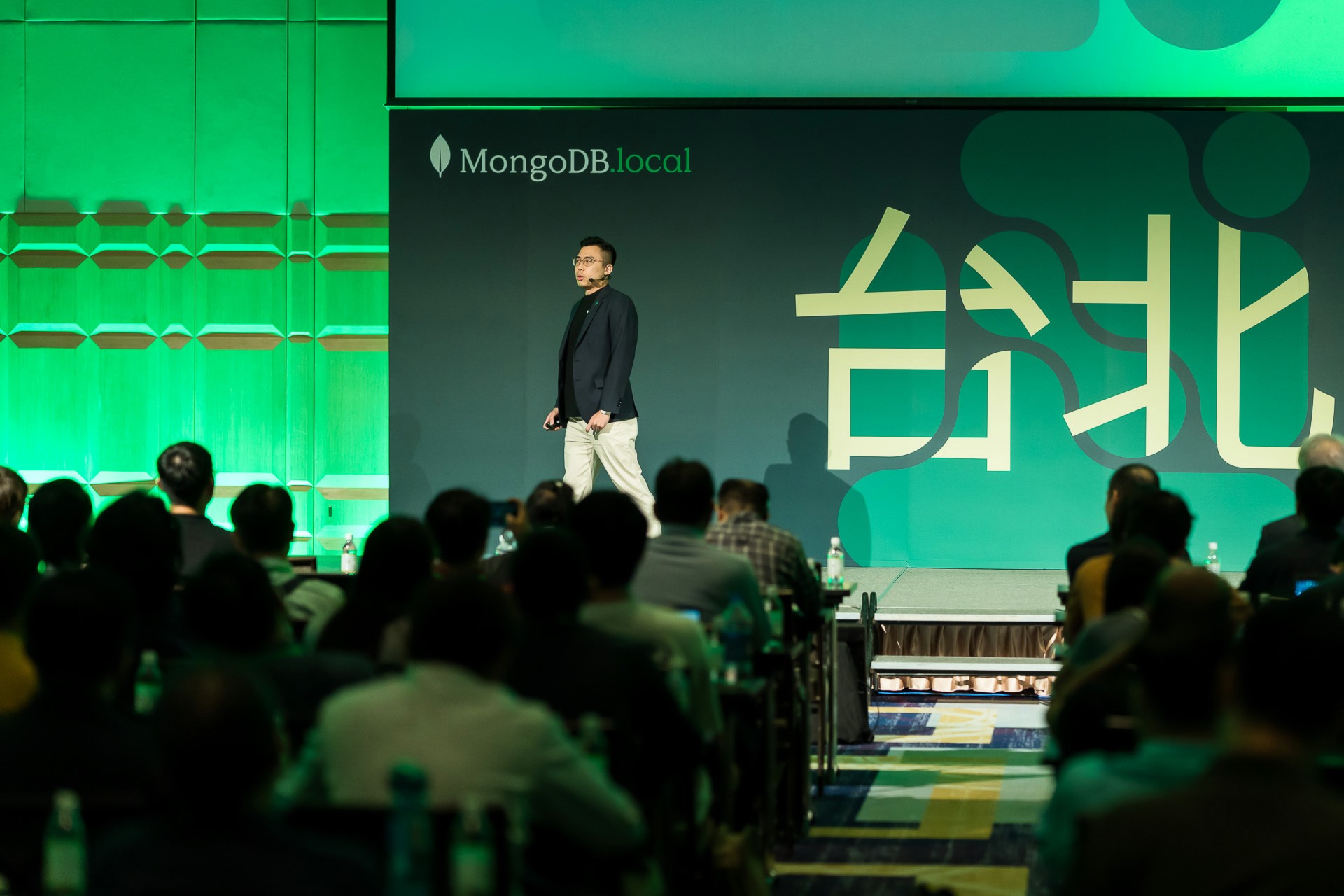 [雲端攝影]MongoDB.local 2025台北場-最專業的團隊完成每場完美活動攝影，拍的不只好更要快! #