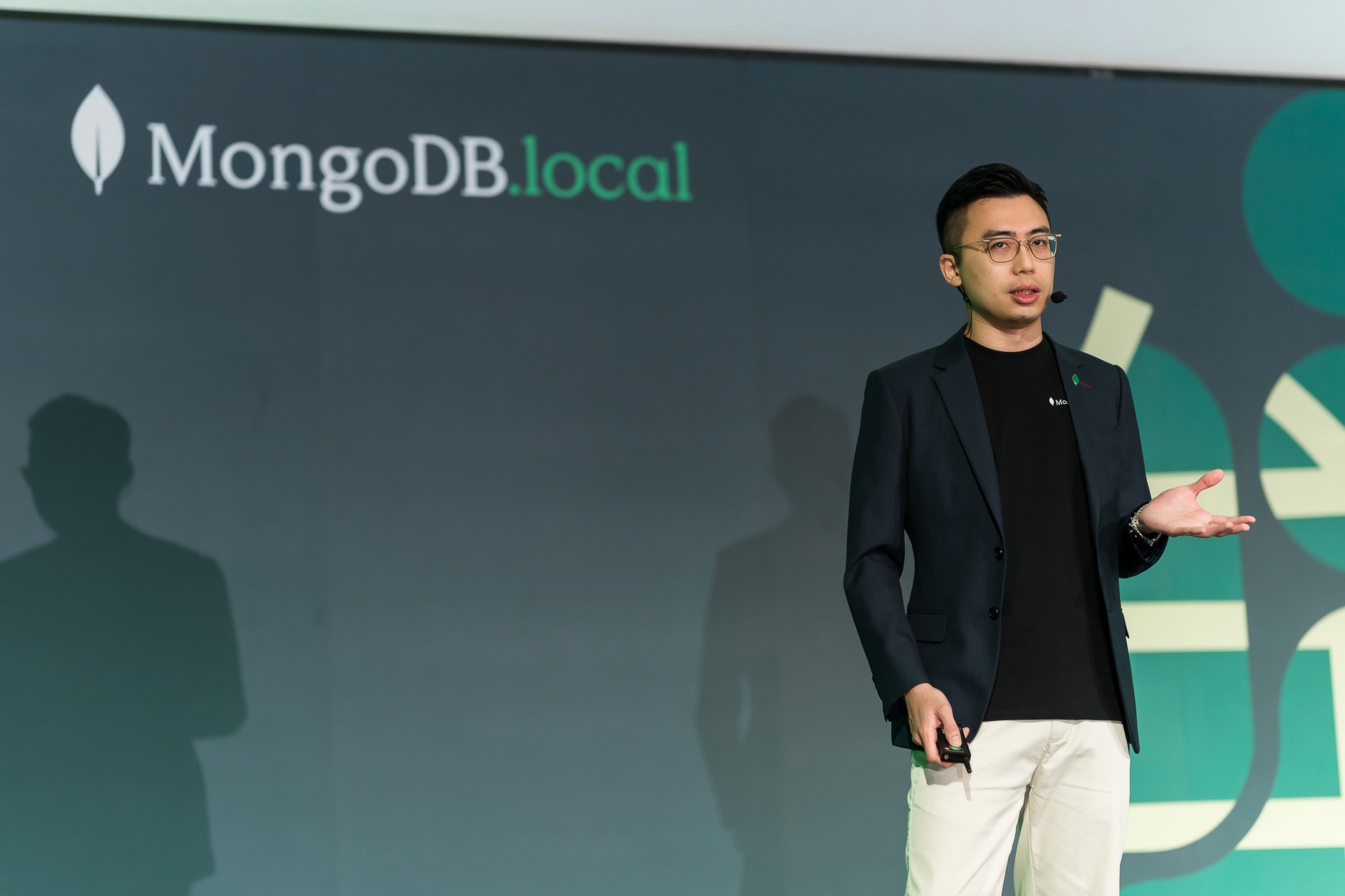 [雲端攝影]MongoDB.local 2025台北場-最專業的團隊完成每場完美活動攝影，拍的不只好更要快! #