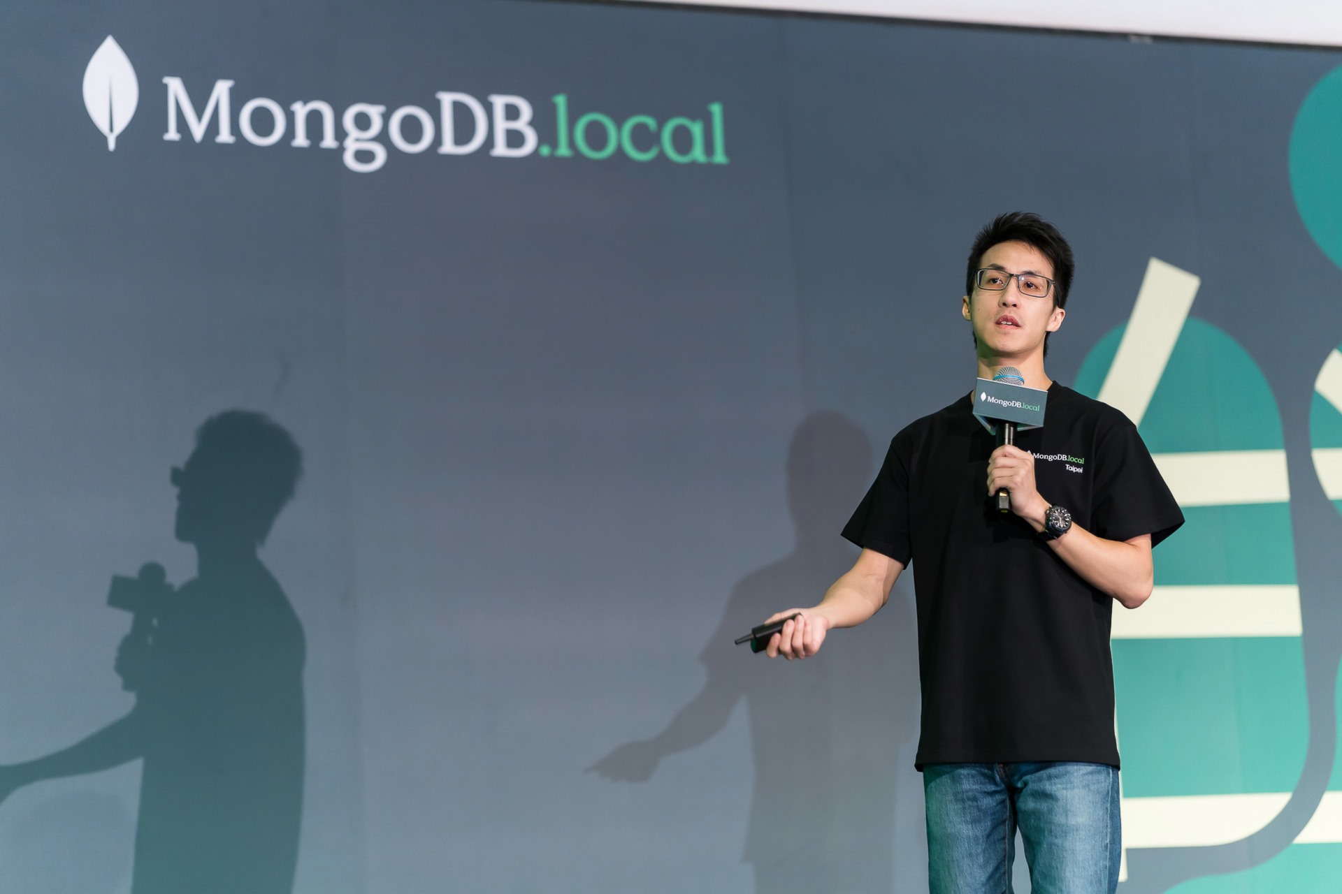 [雲端攝影]MongoDB.local 2025台北場-最專業的團隊完成每場完美活動攝影，拍的不只好更要快! #