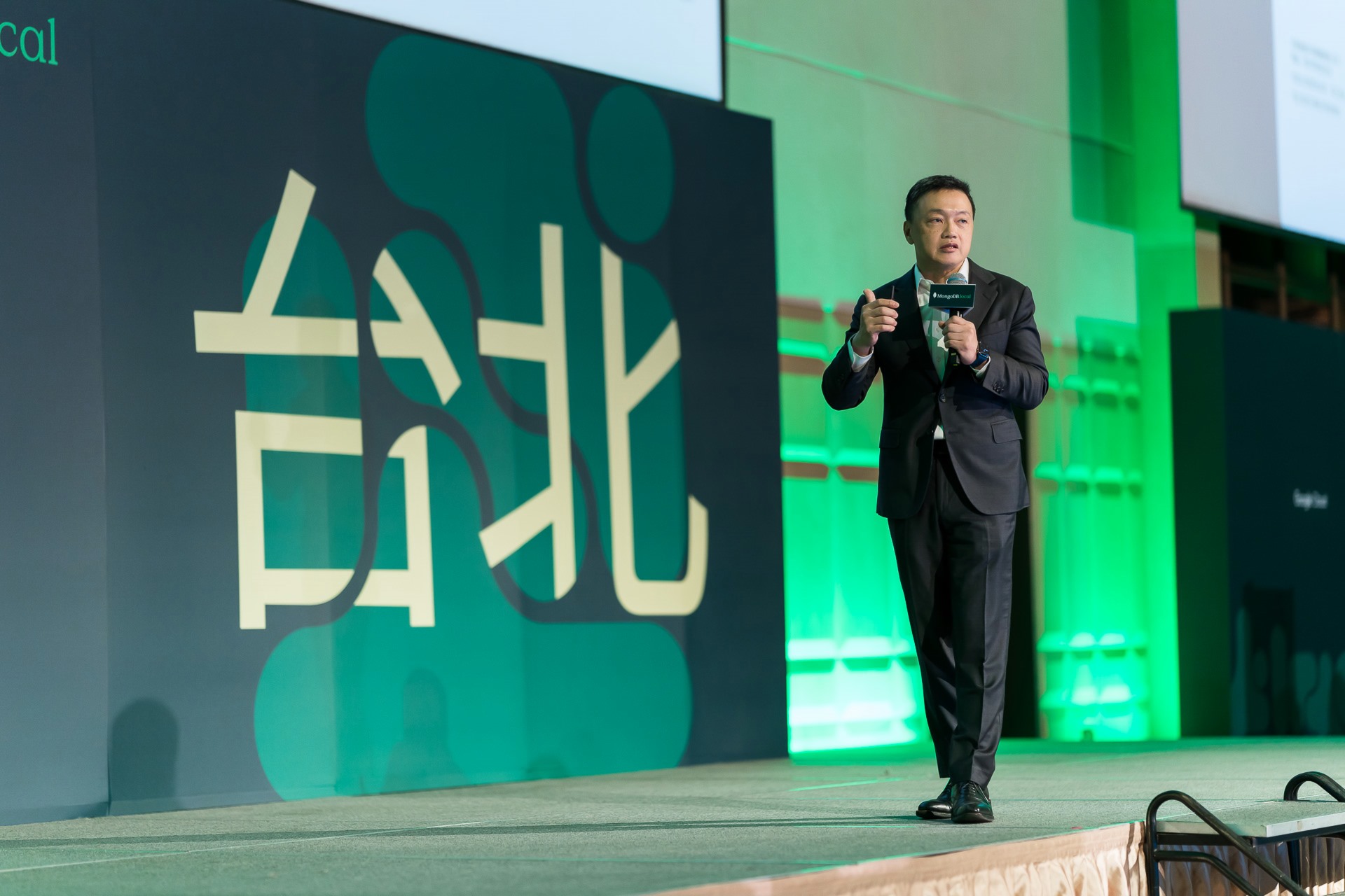 [雲端攝影]MongoDB.local 2025台北場-最專業的團隊完成每場完美活動攝影，拍的不只好更要快! #