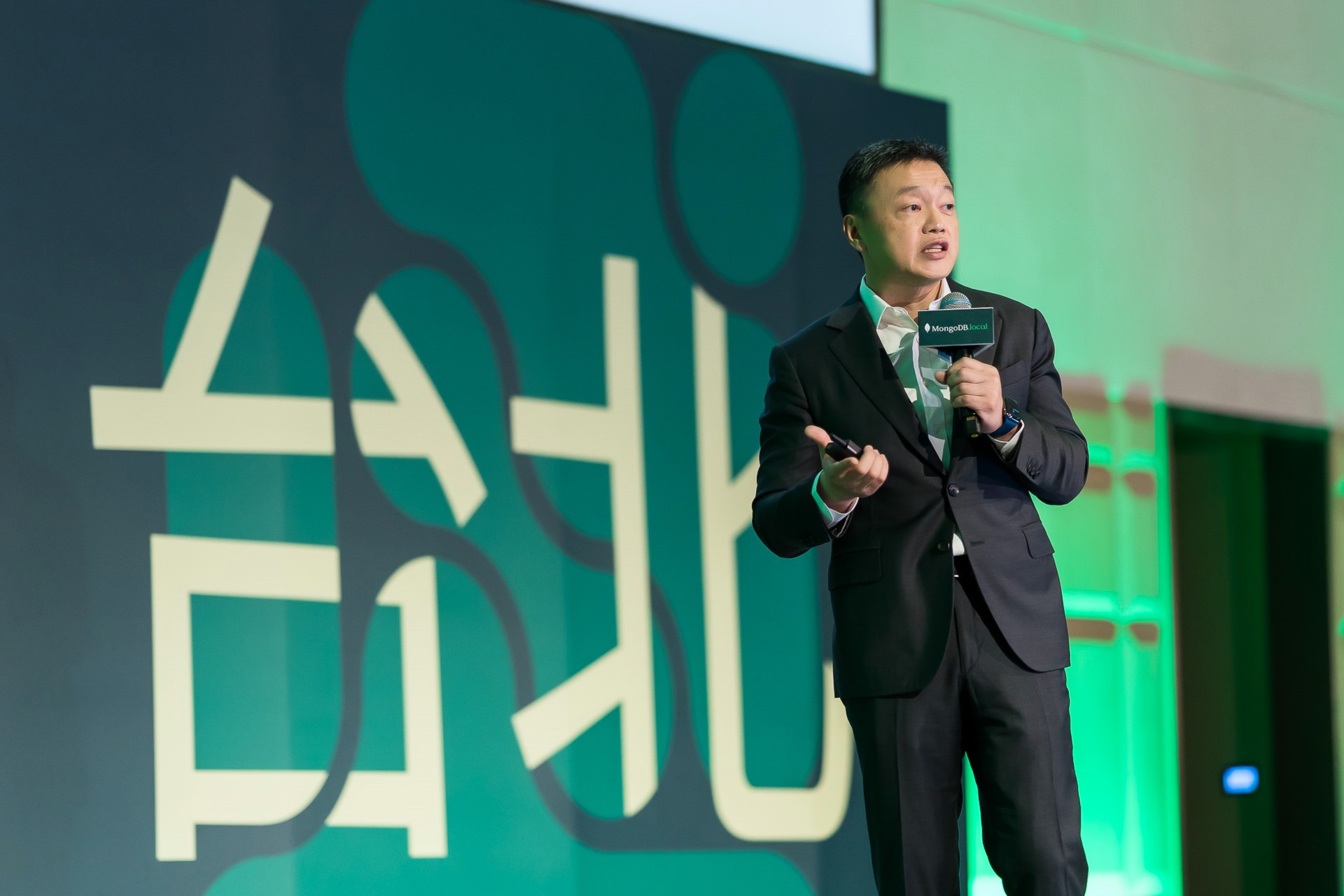 [雲端攝影]MongoDB.local 2025台北場-最專業的團隊完成每場完美活動攝影，拍的不只好更要快! #