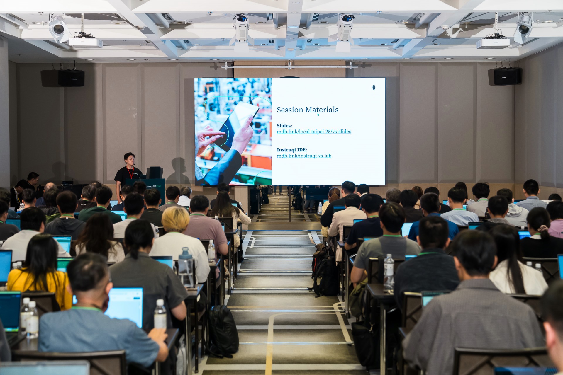 [雲端攝影]MongoDB.local 2025台北場-最專業的團隊完成每場完美活動攝影，拍的不只好更要快! #