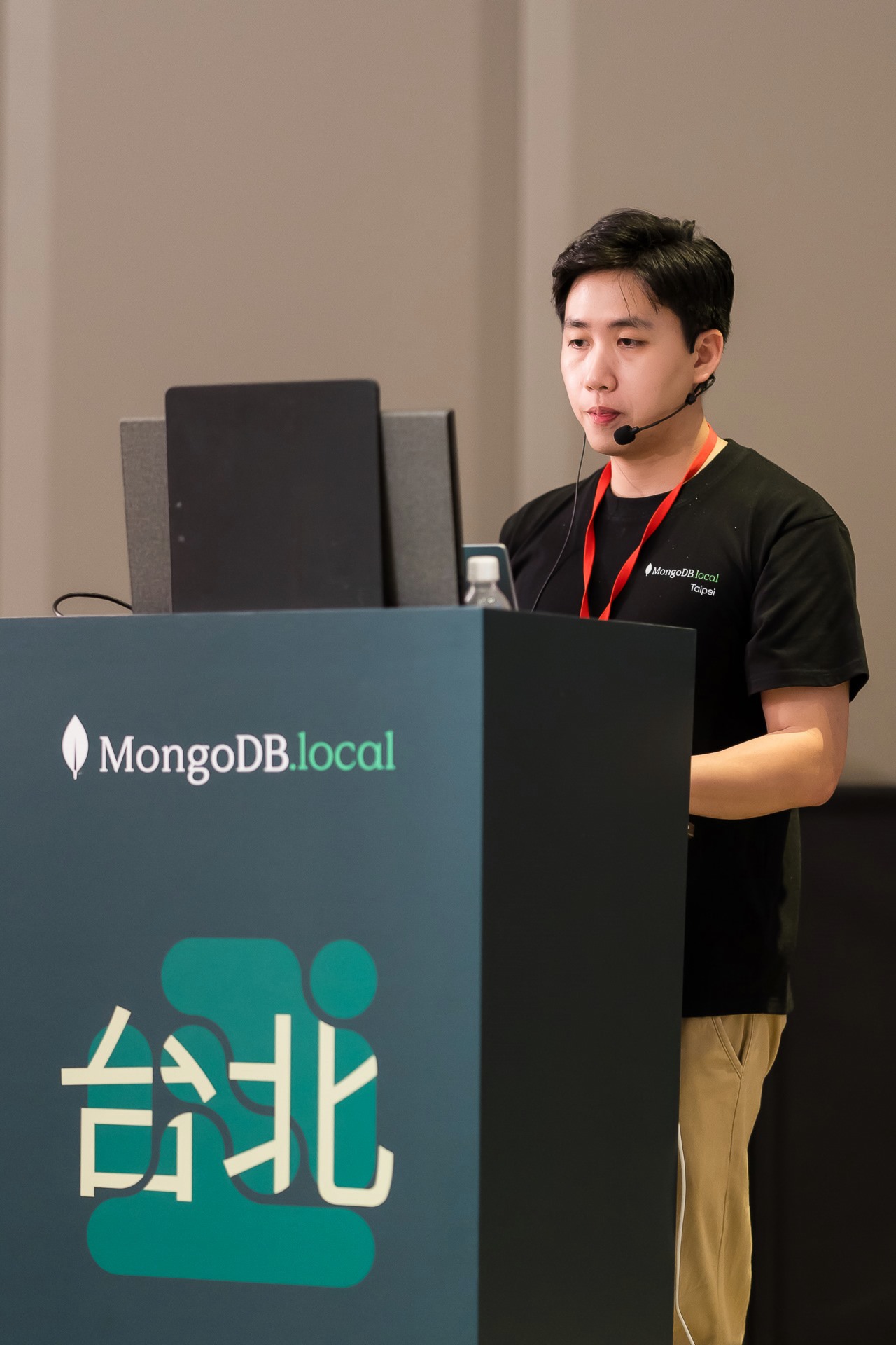 [雲端攝影]MongoDB.local 2025台北場-最專業的團隊完成每場完美活動攝影，拍的不只好更要快! #