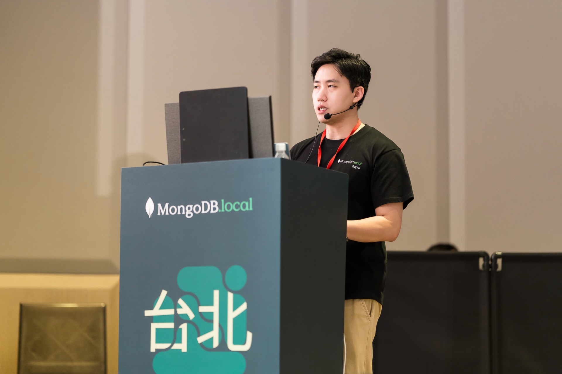 [雲端攝影]MongoDB.local 2025台北場-最專業的團隊完成每場完美活動攝影，拍的不只好更要快! #