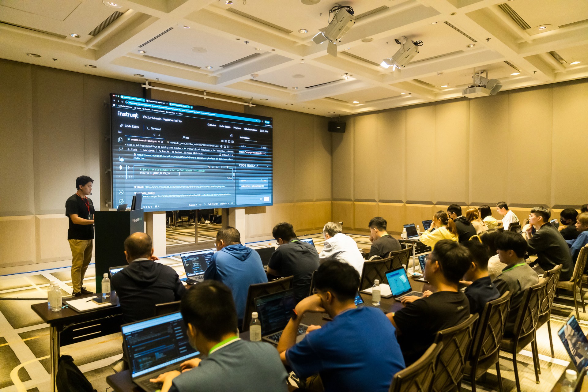 [雲端攝影]MongoDB.local 2025台北場-最專業的團隊完成每場完美活動攝影，拍的不只好更要快! #