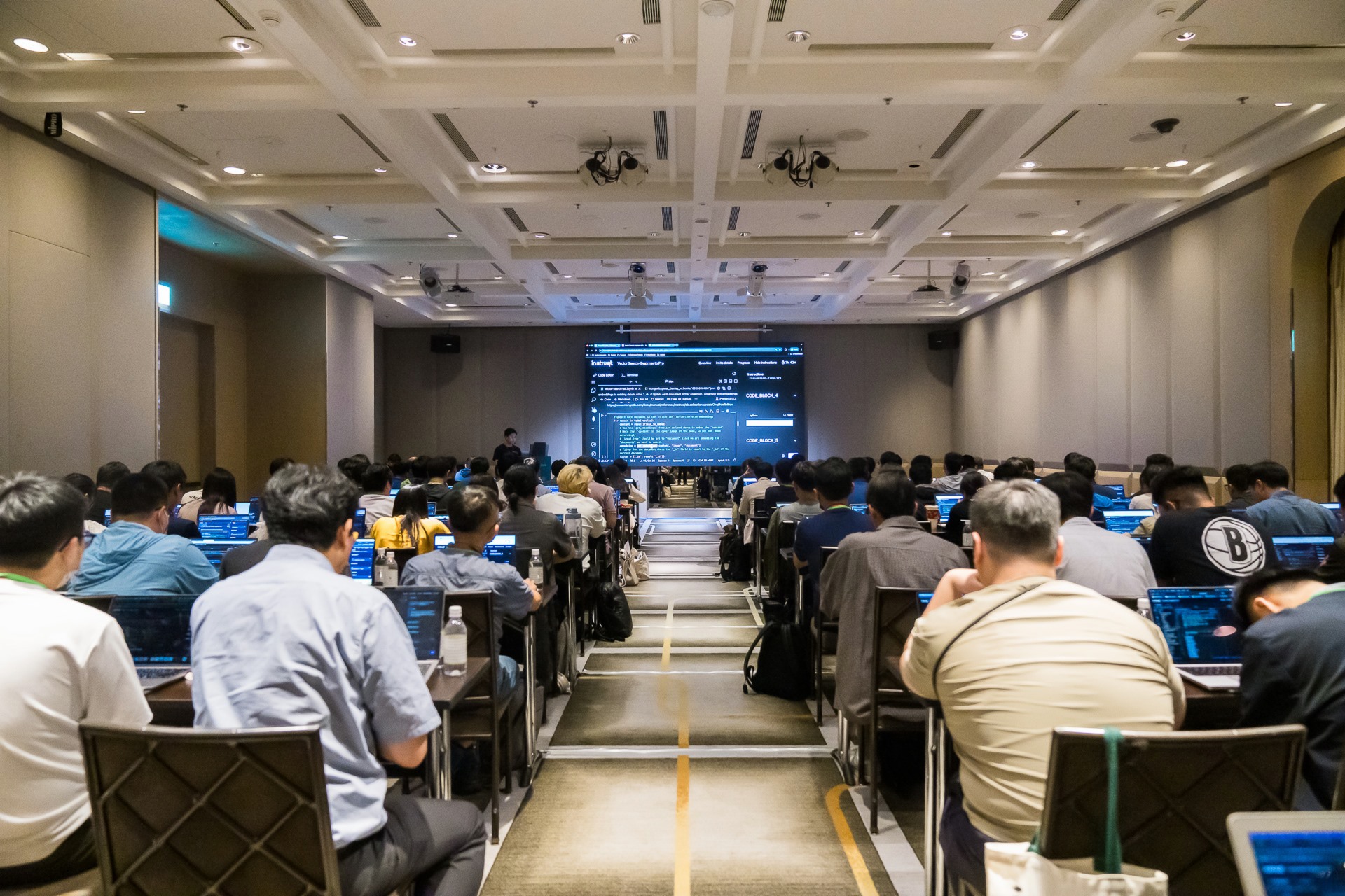 [雲端攝影]MongoDB.local 2025台北場-最專業的團隊完成每場完美活動攝影，拍的不只好更要快! #