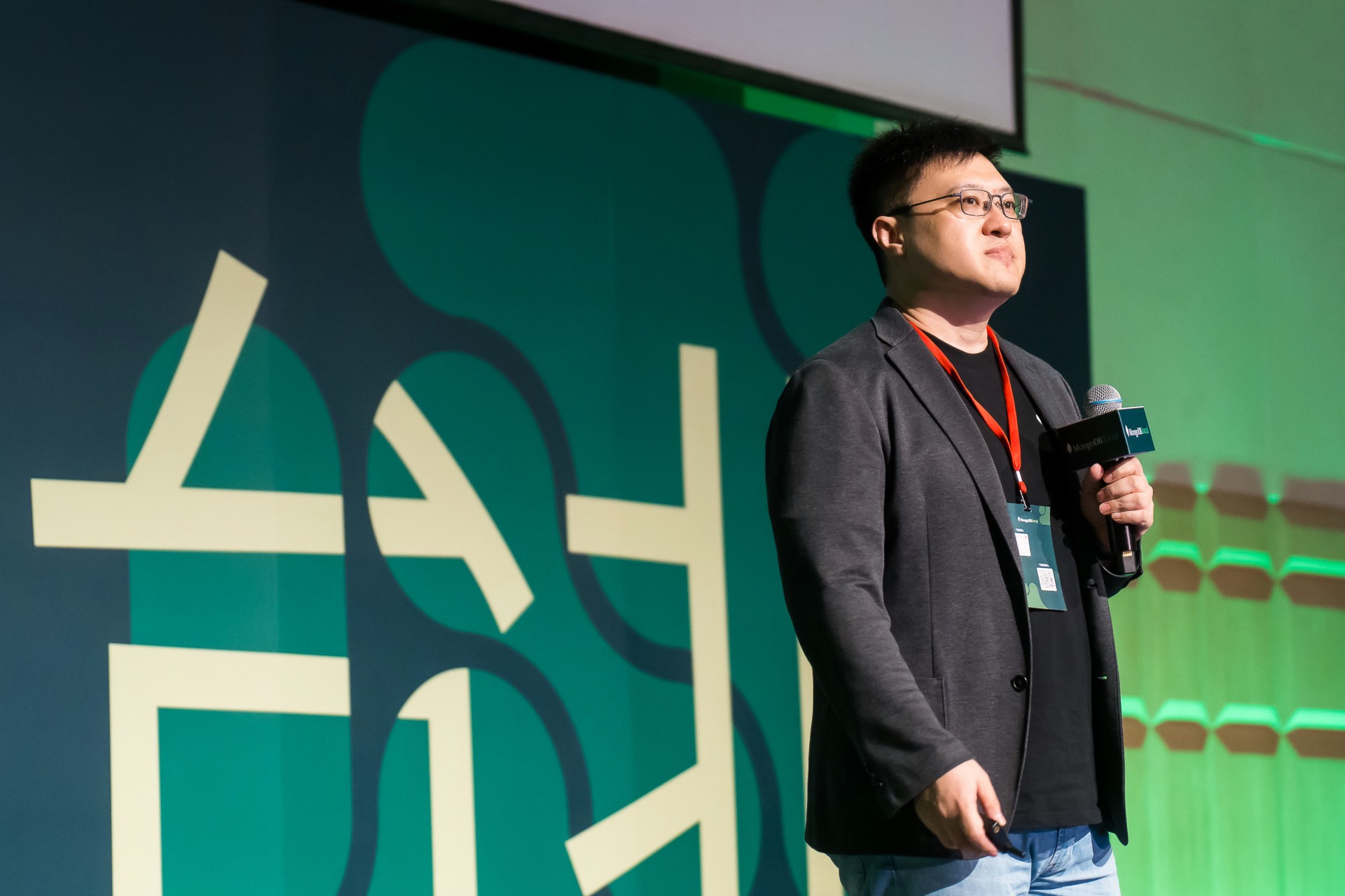 [雲端攝影]MongoDB.local 2025台北場-最專業的團隊完成每場完美活動攝影，拍的不只好更要快! #