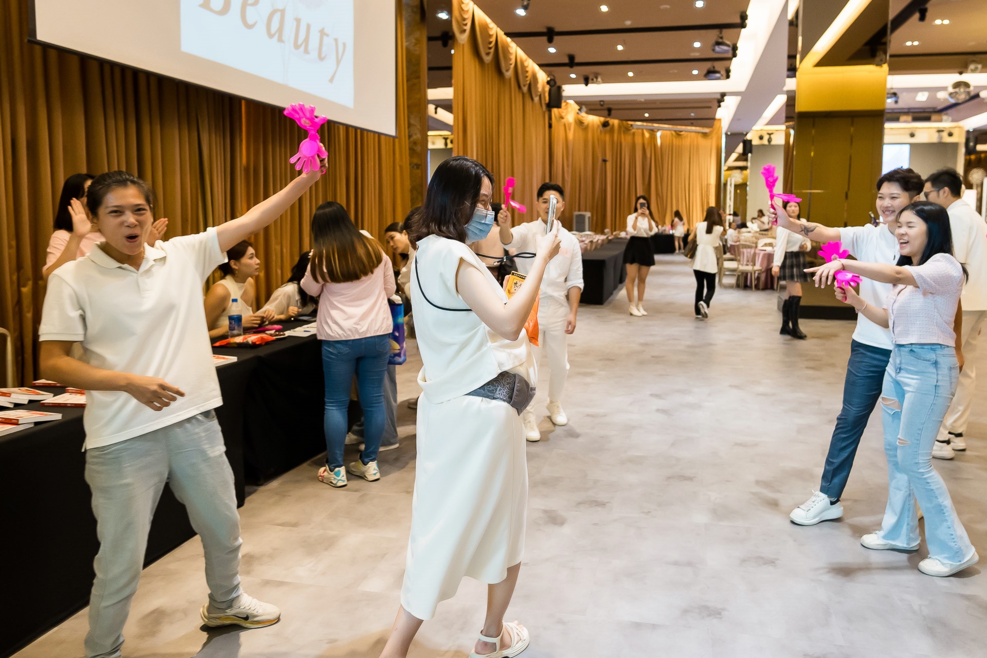 [活動攝影]女神愛啪啪 第二屆保證班-最專業的團隊完成每場完美活動攝影，拍的不只好更要快! #