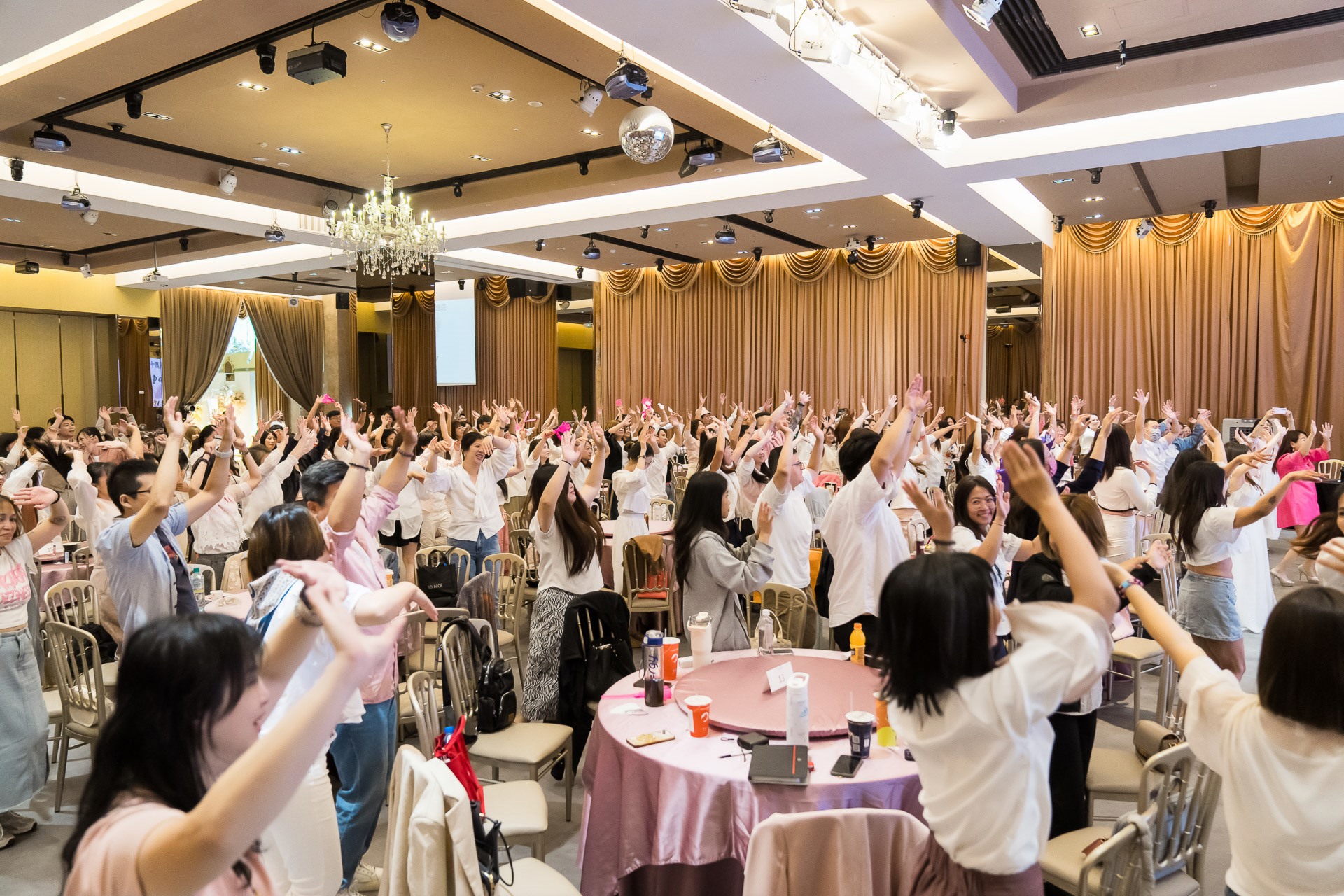 [活動攝影]女神愛啪啪 第二屆保證班-最專業的團隊完成每場完美活動攝影，拍的不只好更要快! #