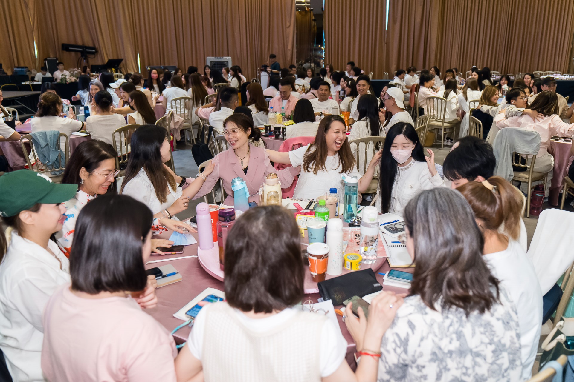 [活動攝影]女神愛啪啪 第二屆保證班-最專業的團隊完成每場完美活動攝影，拍的不只好更要快! #