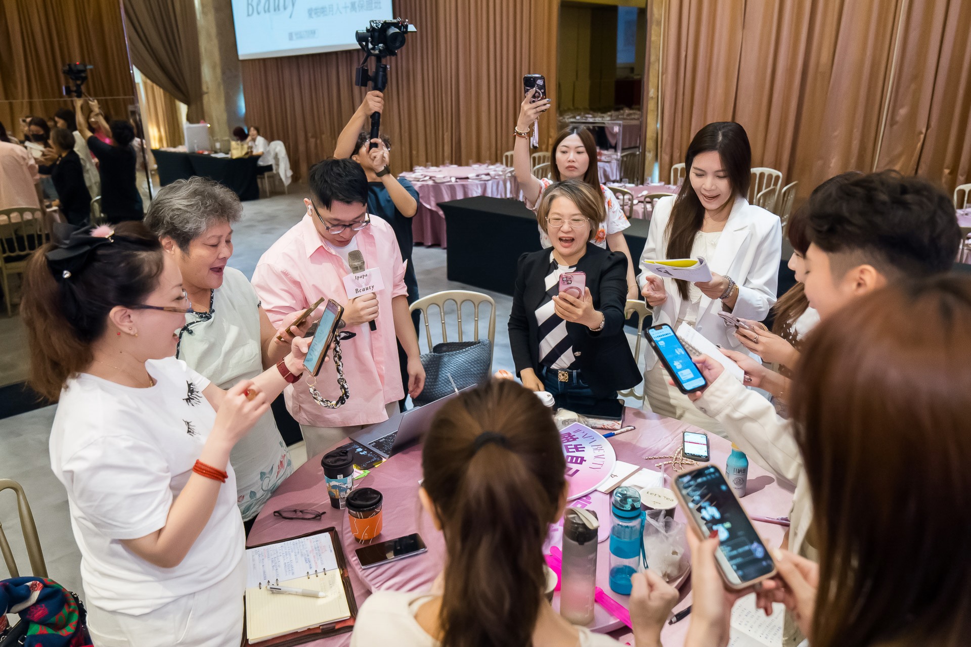 [活動攝影]女神愛啪啪 第二屆保證班-最專業的團隊完成每場完美活動攝影，拍的不只好更要快! #