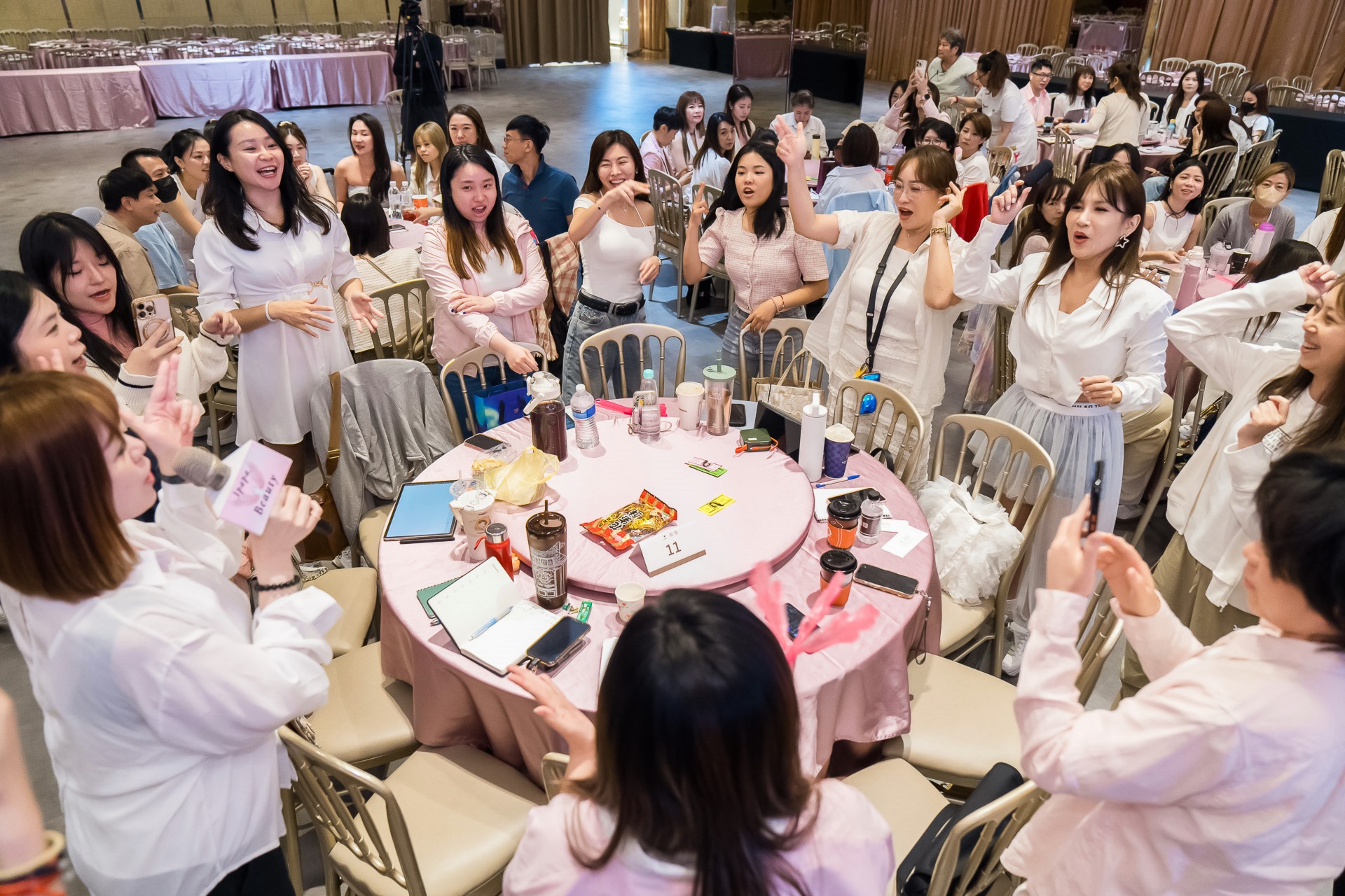 [活動攝影]女神愛啪啪 第二屆保證班-最專業的團隊完成每場完美活動攝影，拍的不只好更要快! #