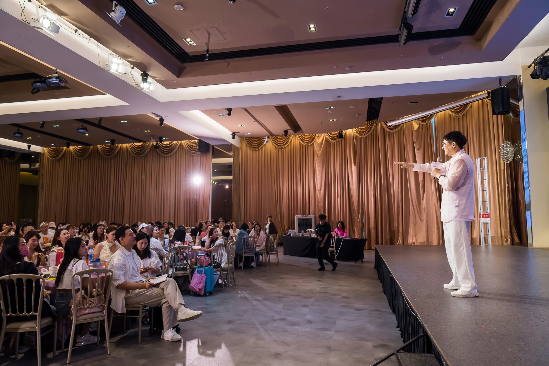 [活動攝影]女神愛啪啪 第二屆保證班-最專業的團隊完成每場完美活動攝影，拍的不只好更要快! #