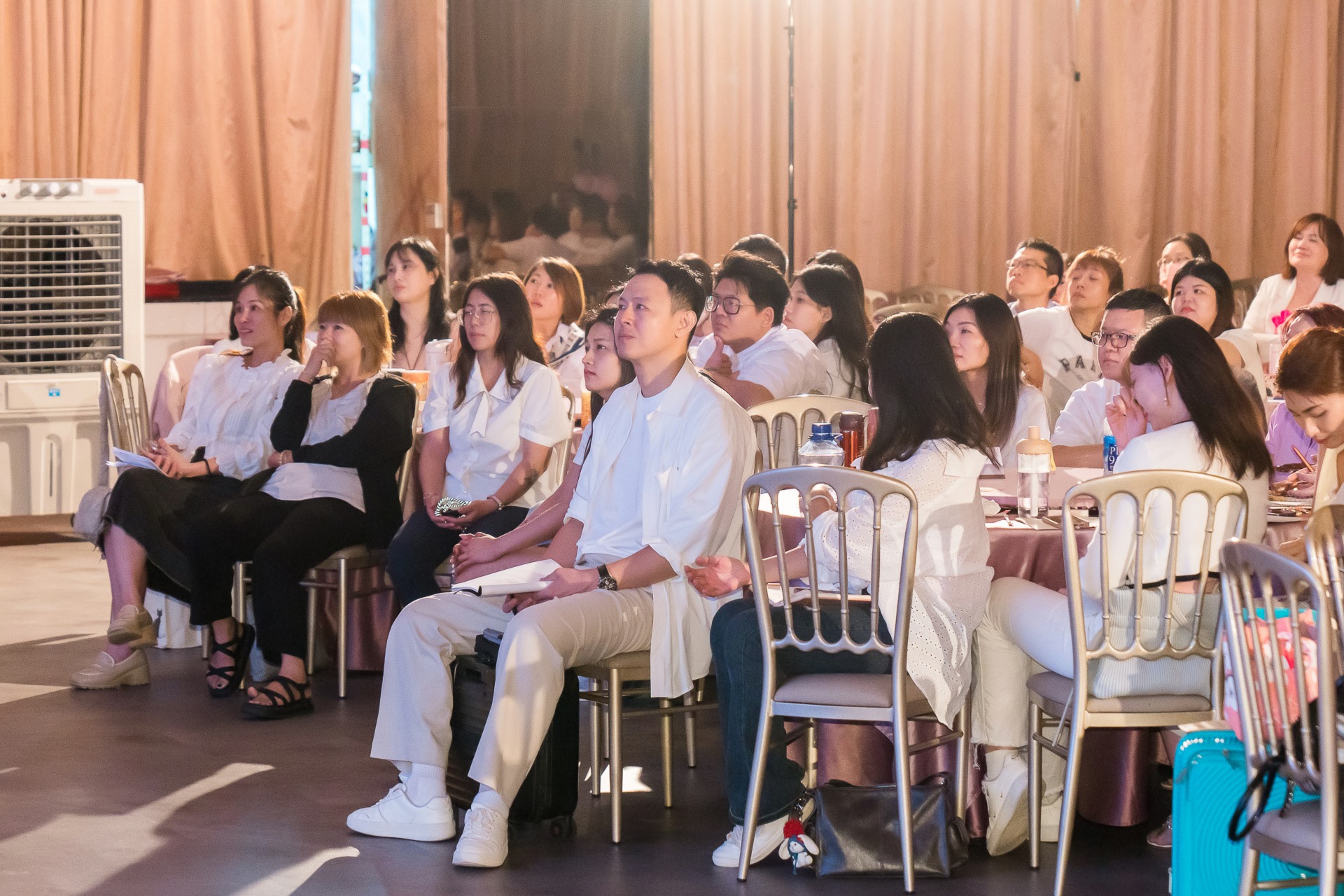 [活動攝影]女神愛啪啪 第二屆保證班-最專業的團隊完成每場完美活動攝影，拍的不只好更要快! #