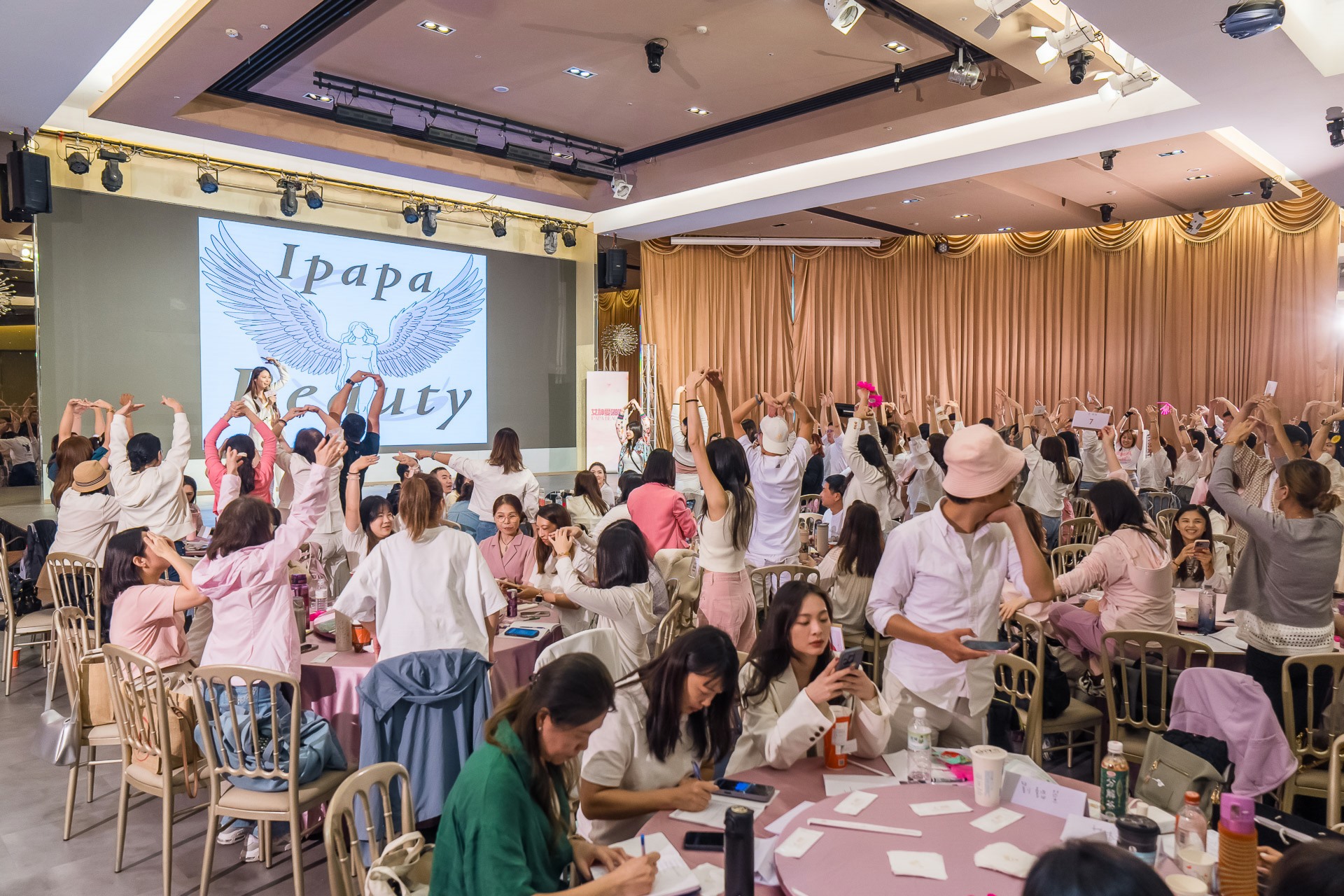 [活動攝影]女神愛啪啪 第二屆保證班-最專業的團隊完成每場完美活動攝影，拍的不只好更要快! #