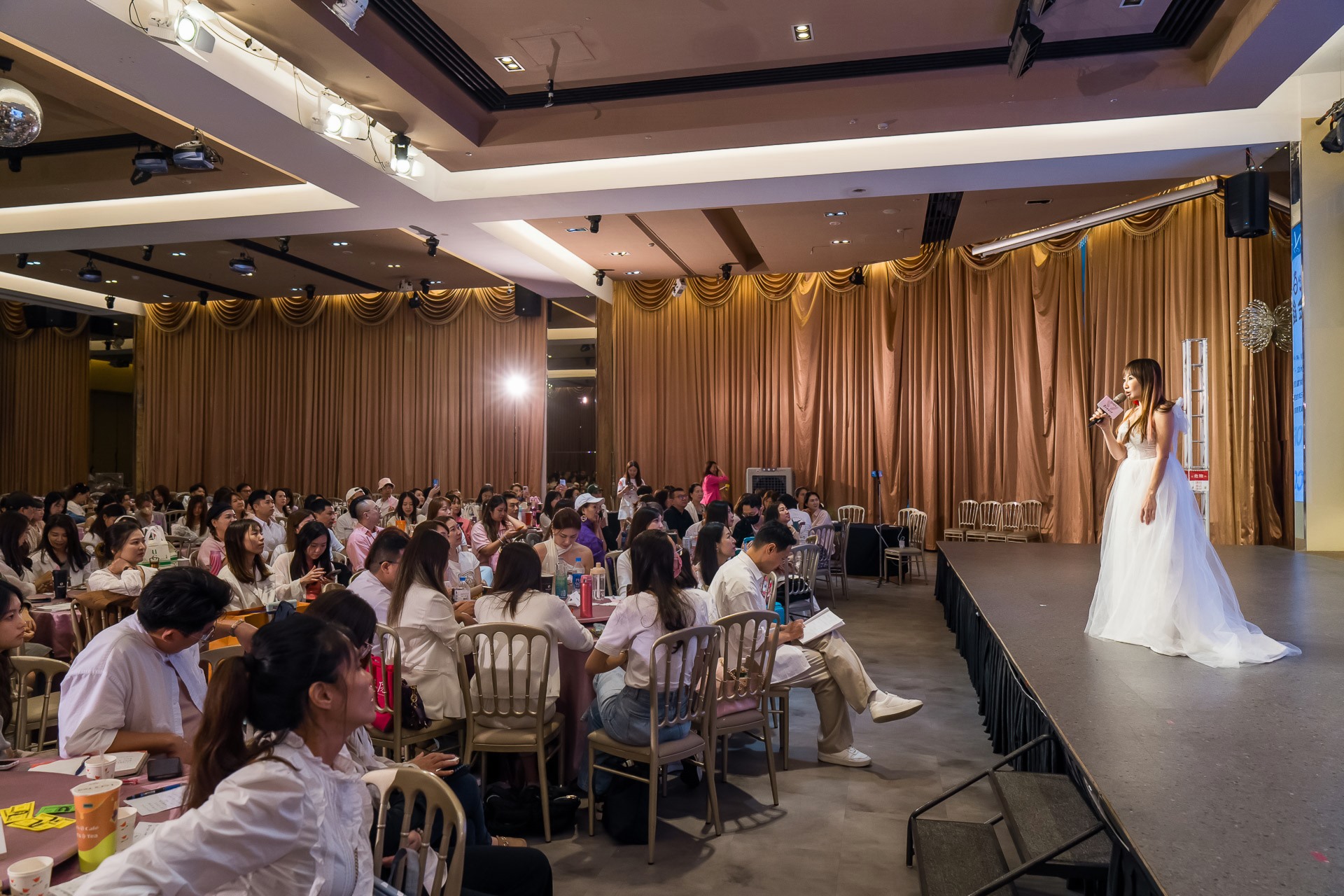[活動攝影]女神愛啪啪 第二屆保證班-最專業的團隊完成每場完美活動攝影，拍的不只好更要快! #