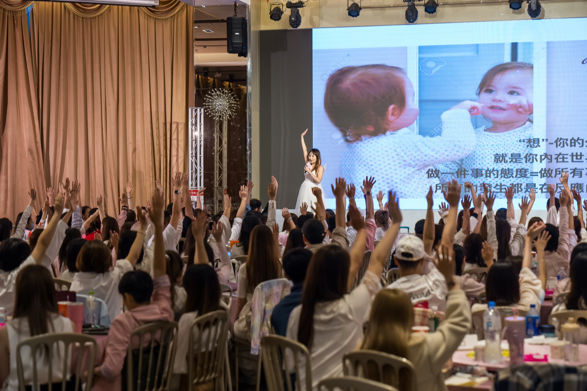 [活動攝影]女神愛啪啪 第二屆保證班-最專業的團隊完成每場完美活動攝影，拍的不只好更要快! #