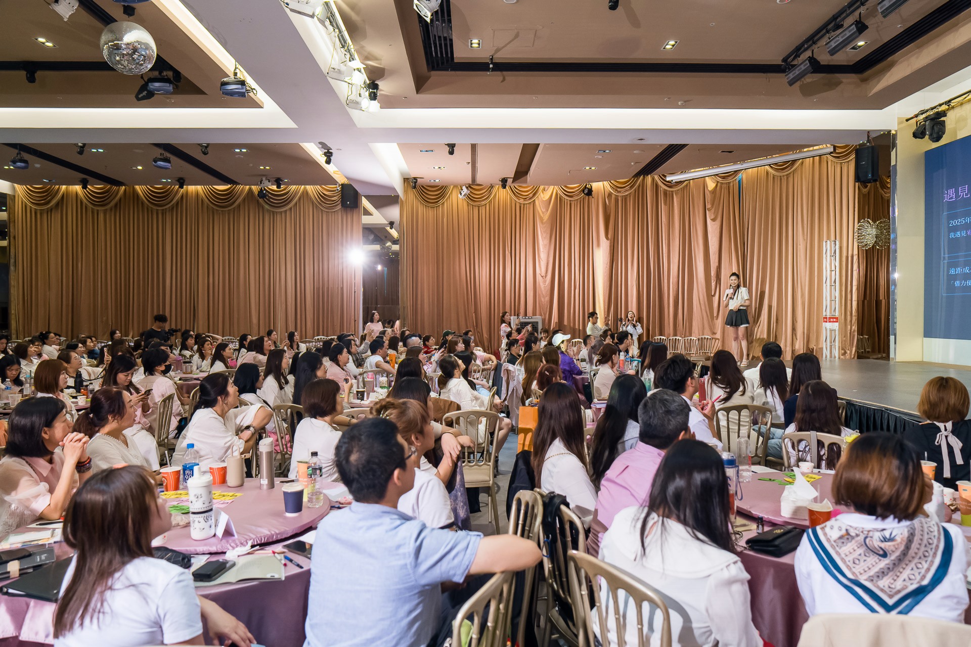 [活動攝影]女神愛啪啪 第二屆保證班-最專業的團隊完成每場完美活動攝影，拍的不只好更要快! #
