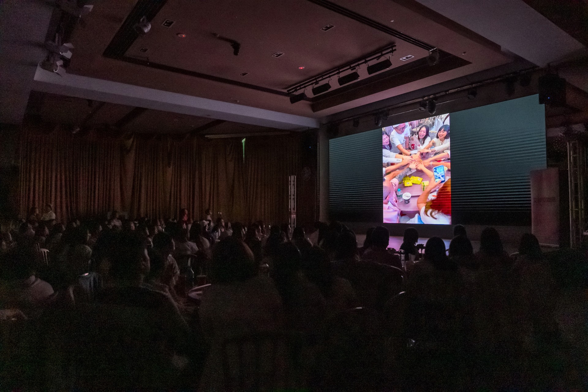 [活動攝影]女神愛啪啪 第二屆保證班-最專業的團隊完成每場完美活動攝影，拍的不只好更要快! #