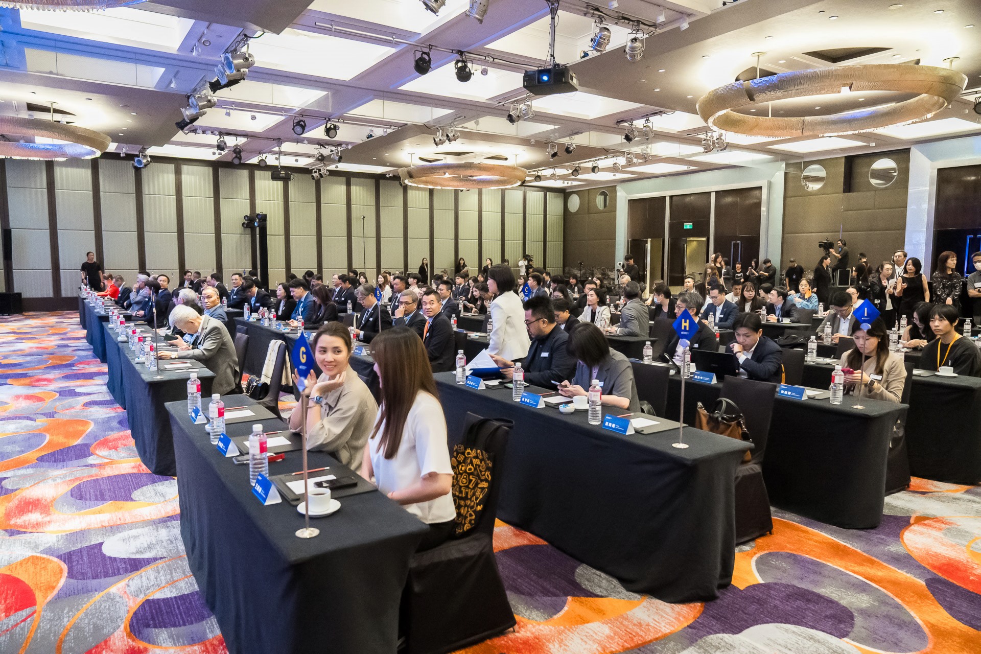 [活動攝影]2025 安永企業家獎論壇-最專業的團隊完成每場完美活動攝影，拍的不只好更要快! #