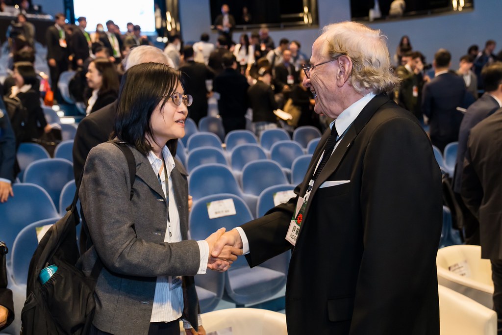 [雲端攝影]34屆台灣精品獎 頒獎典禮-最專業的團隊完成每場完美活動攝影，拍的不只好更要快! #活動攝影