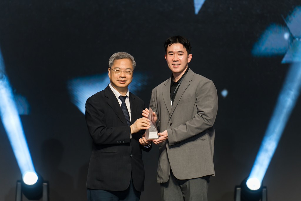 [雲端攝影]34屆台灣精品獎 頒獎典禮-最專業的團隊完成每場完美活動攝影，拍的不只好更要快! #活動拍攝