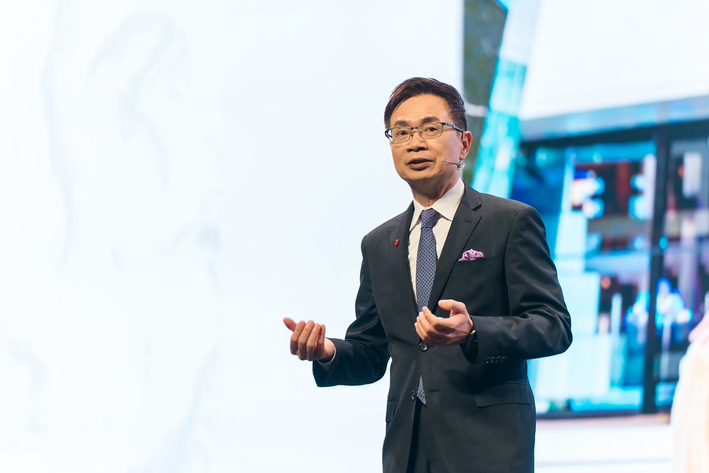 [雲端攝影]34屆台灣精品獎 頒獎典禮-最專業的團隊完成每場完美活動攝影，拍的不只好更要快! #尾牙攝影