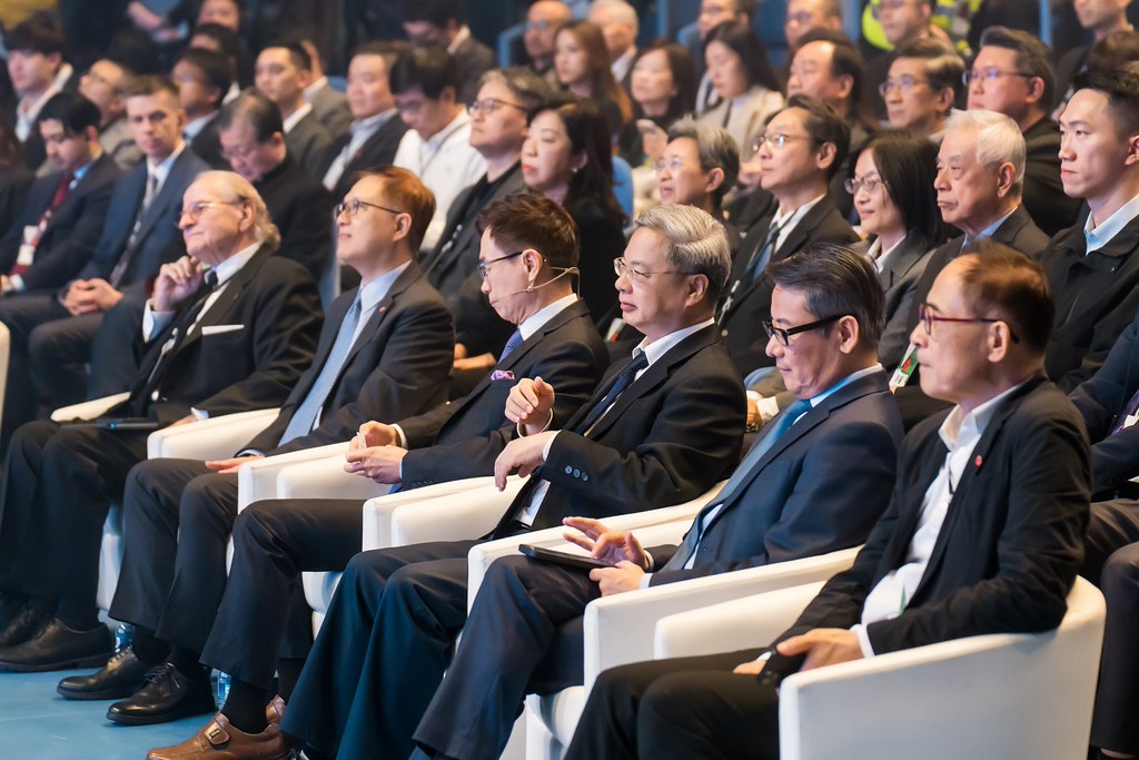 [雲端攝影]34屆台灣精品獎 頒獎典禮-最專業的團隊完成每場完美活動攝影，拍的不只好更要快! #雲端攝影