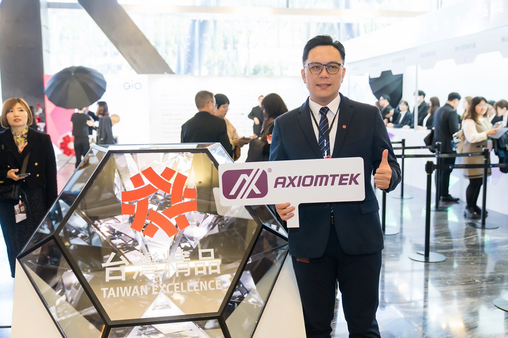 [雲端攝影]34屆台灣精品獎 頒獎典禮-最專業的團隊完成每場完美活動攝影，拍的不只好更要快! #雲端攝影