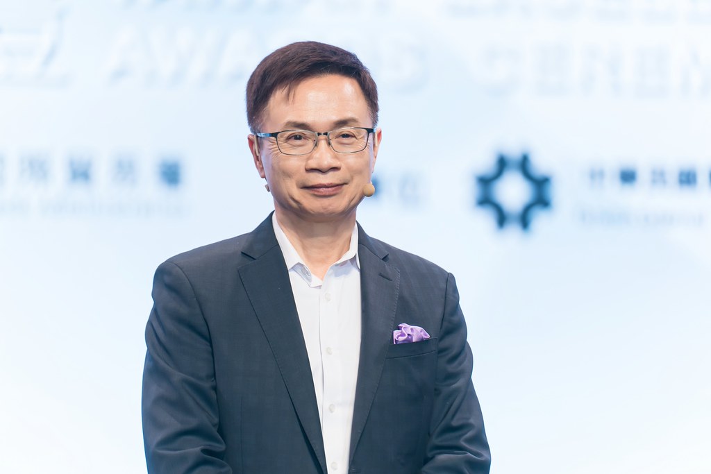 [雲端攝影]34屆台灣精品獎 頒獎典禮-最專業的團隊完成每場完美活動攝影，拍的不只好更要快! #活動拍攝