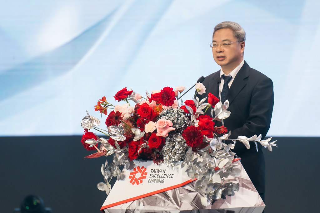 [雲端攝影]34屆台灣精品獎 頒獎典禮-最專業的團隊完成每場完美活動攝影，拍的不只好更要快! #活動攝影