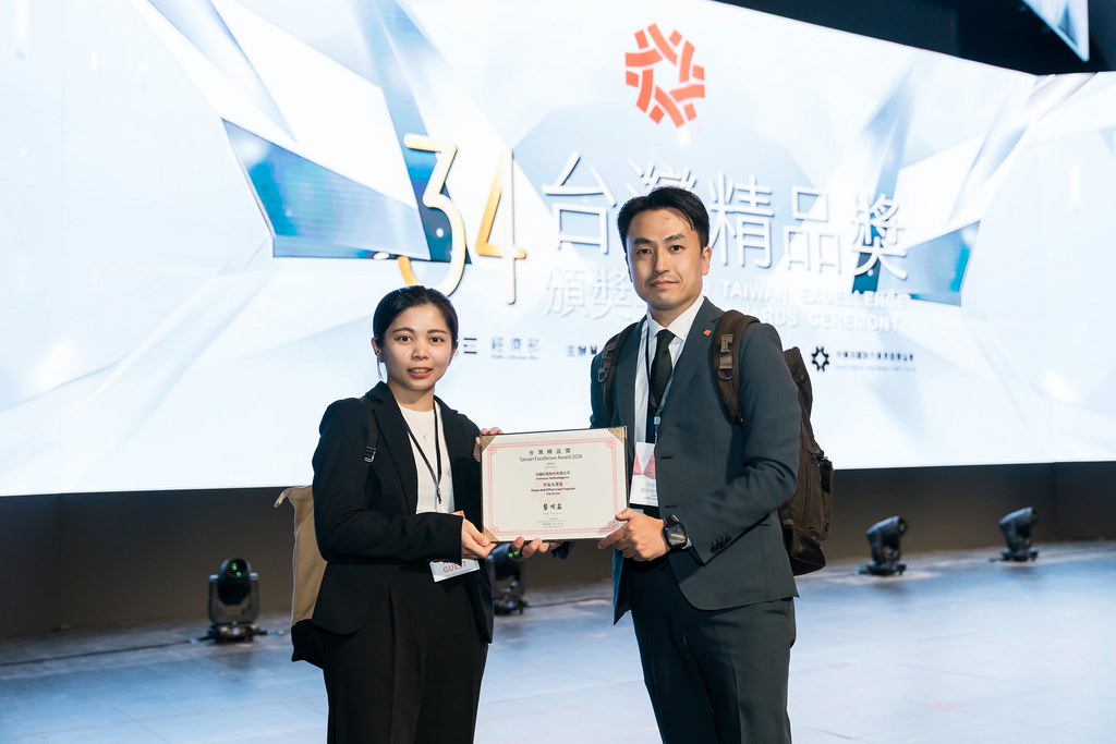 [雲端攝影]34屆台灣精品獎 頒獎典禮-最專業的團隊完成每場完美活動攝影，拍的不只好更要快! #活動拍立得