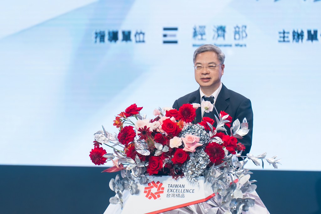 [雲端攝影]34屆台灣精品獎 頒獎典禮-最專業的團隊完成每場完美活動攝影，拍的不只好更要快! #活動拍立得