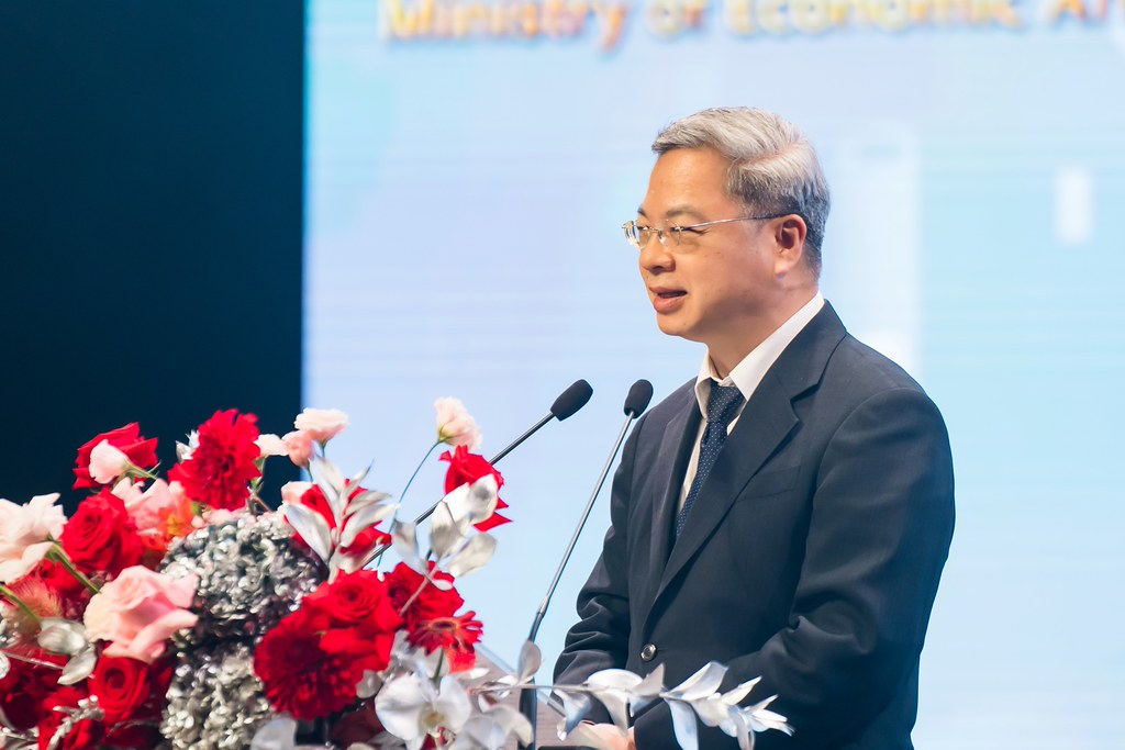 [雲端攝影]34屆台灣精品獎 頒獎典禮-最專業的團隊完成每場完美活動攝影，拍的不只好更要快! #尾牙攝影