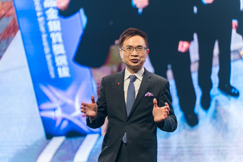 [雲端攝影]34屆台灣精品獎 頒獎典禮-最專業的團隊完成每場完美活動攝影，拍的不只好更要快! #活動攝影