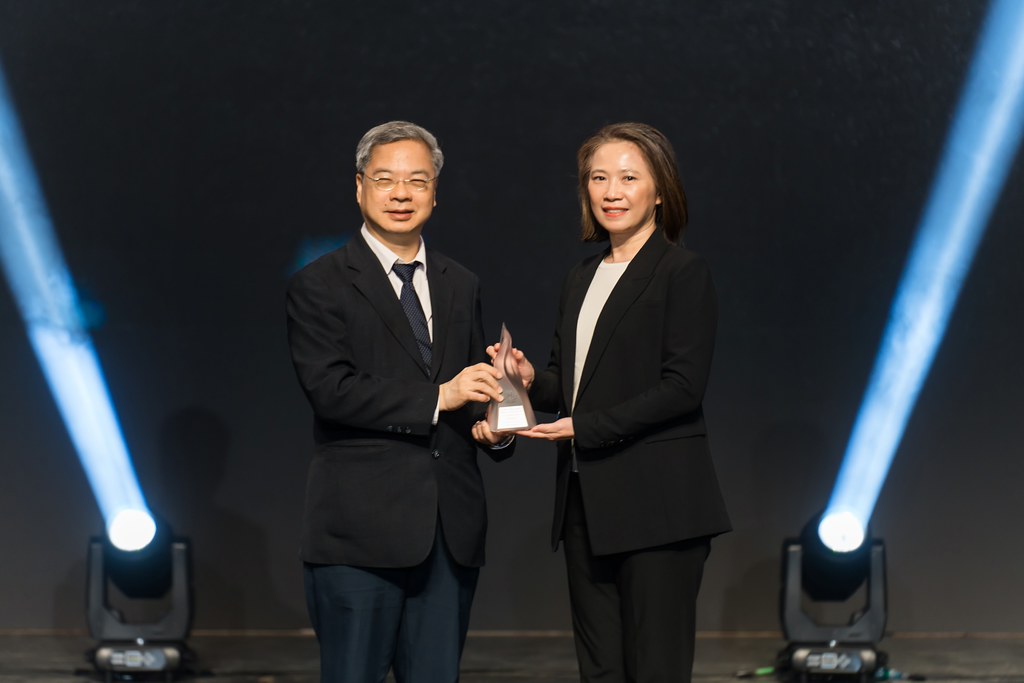 [雲端攝影]34屆台灣精品獎 頒獎典禮-最專業的團隊完成每場完美活動攝影，拍的不只好更要快! #活動攝影