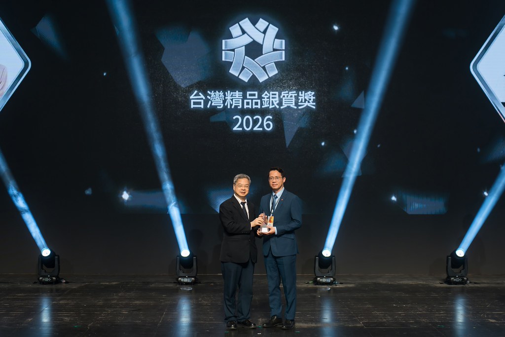 [雲端攝影]34屆台灣精品獎 頒獎典禮-最專業的團隊完成每場完美活動攝影，拍的不只好更要快! #即拍即印