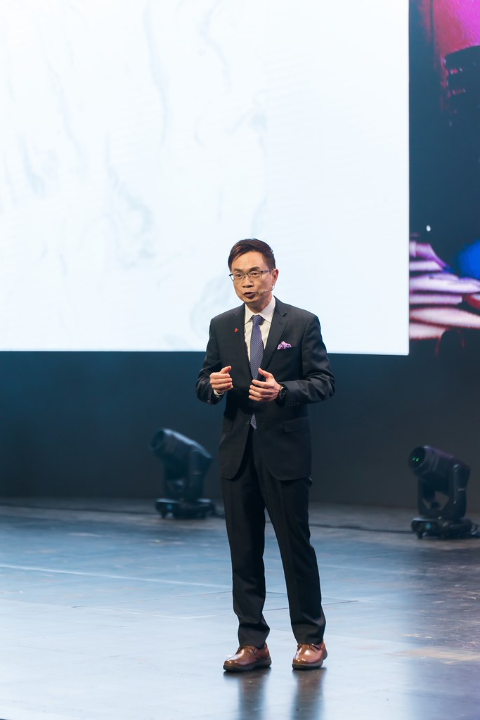 [雲端攝影]34屆台灣精品獎 頒獎典禮-最專業的團隊完成每場完美活動攝影，拍的不只好更要快! #尾牙攝影