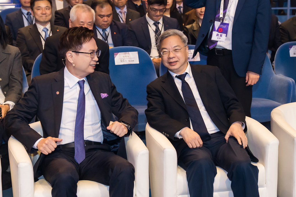 [雲端攝影]34屆台灣精品獎 頒獎典禮-最專業的團隊完成每場完美活動攝影，拍的不只好更要快! #活動攝影