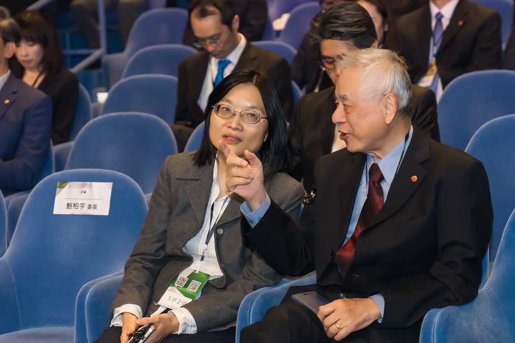 [雲端攝影]34屆台灣精品獎 頒獎典禮-最專業的團隊完成每場完美活動攝影，拍的不只好更要快! #活動攝影