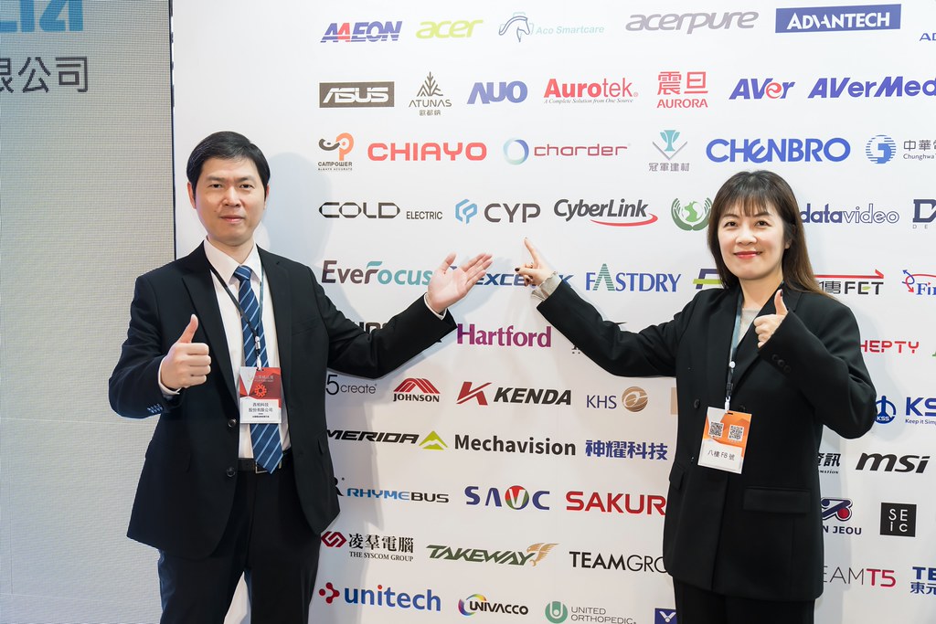 [雲端攝影]34屆台灣精品獎 頒獎典禮-最專業的團隊完成每場完美活動攝影，拍的不只好更要快! #活動拍攝