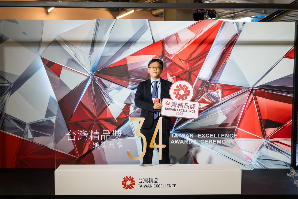 [雲端攝影]34屆台灣精品獎 頒獎典禮-最專業的團隊完成每場完美活動攝影，拍的不只好更要快! #活動拍立得