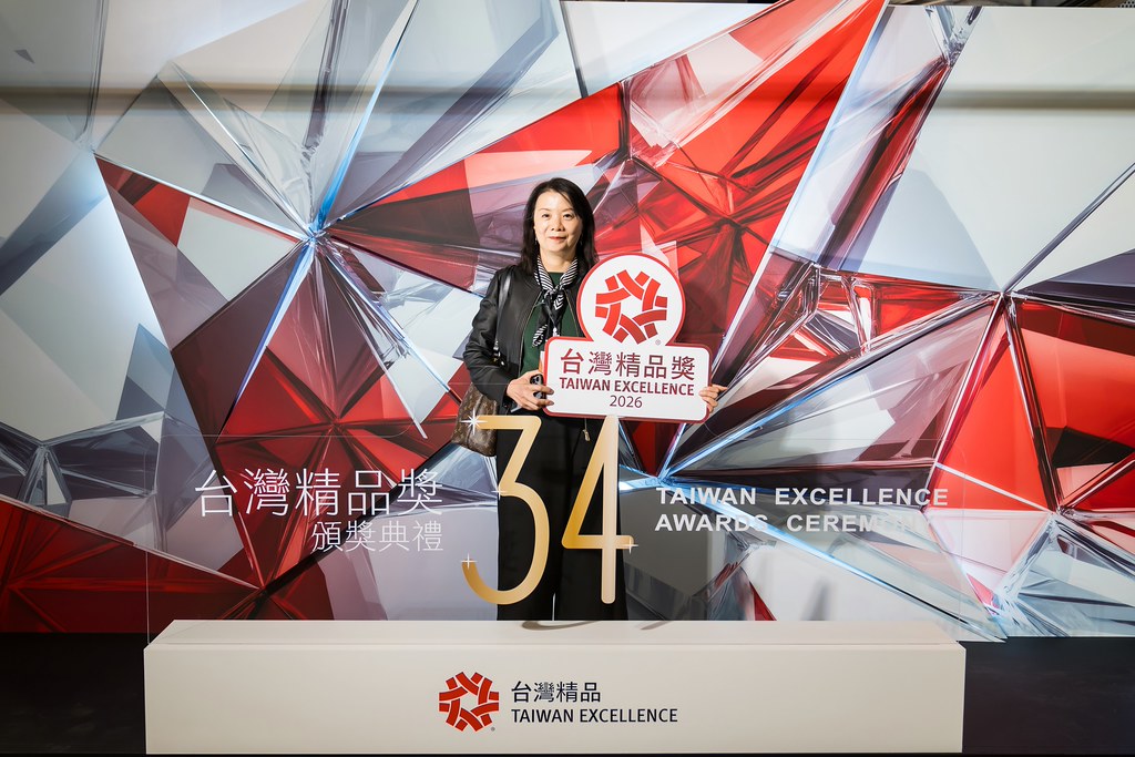 [雲端攝影]34屆台灣精品獎 頒獎典禮-最專業的團隊完成每場完美活動攝影，拍的不只好更要快! #即時攝影