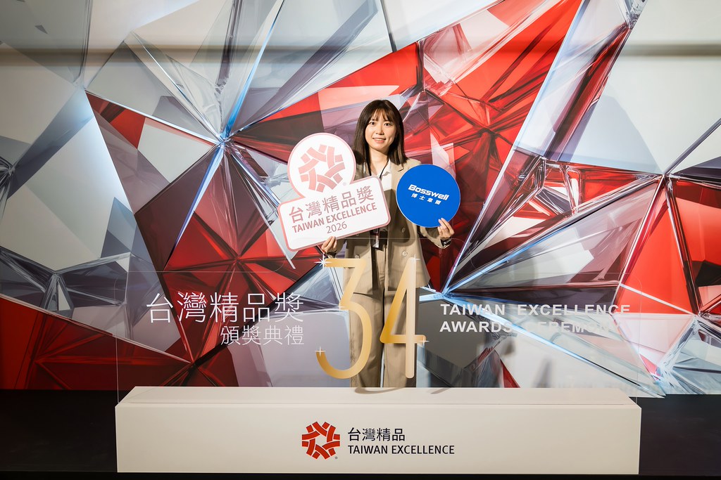 [雲端攝影]34屆台灣精品獎 頒獎典禮-最專業的團隊完成每場完美活動攝影，拍的不只好更要快! #即拍即印