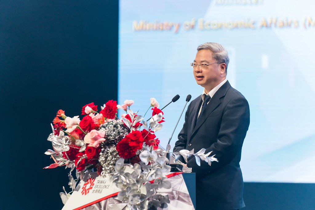 [雲端攝影]34屆台灣精品獎 頒獎典禮-最專業的團隊完成每場完美活動攝影，拍的不只好更要快! #活動攝影